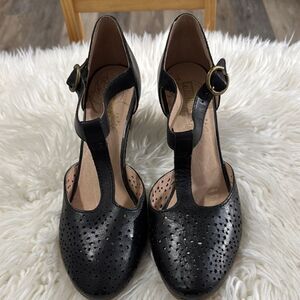 PIKOLINOS Leather Elegant Black T-Strap Women's Shoes Size 42